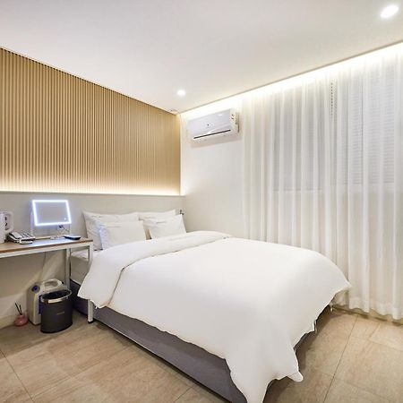 Urban Hotel Pyeongtaek Exterior foto