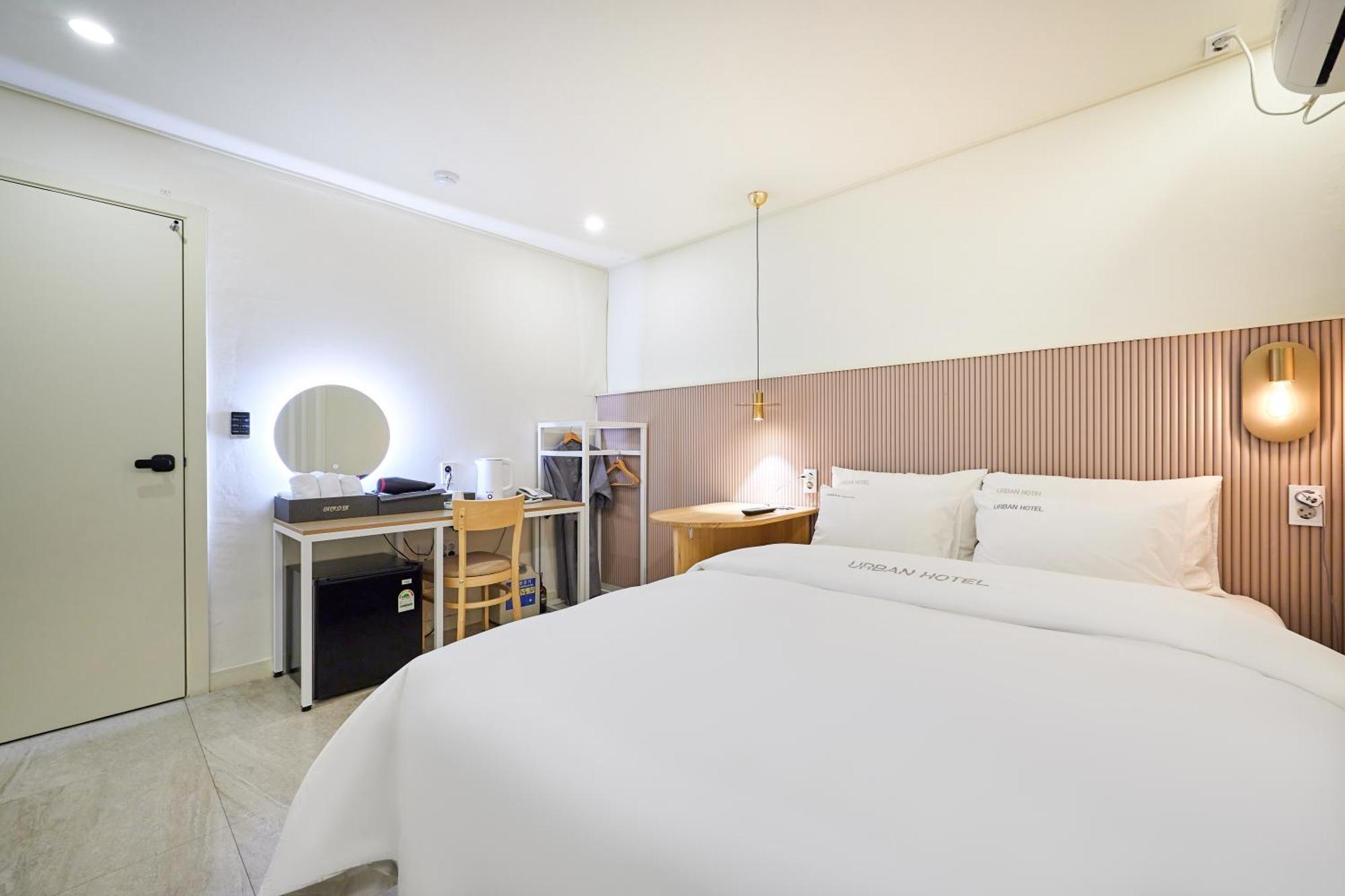 Urban Hotel Pyeongtaek Exterior foto
