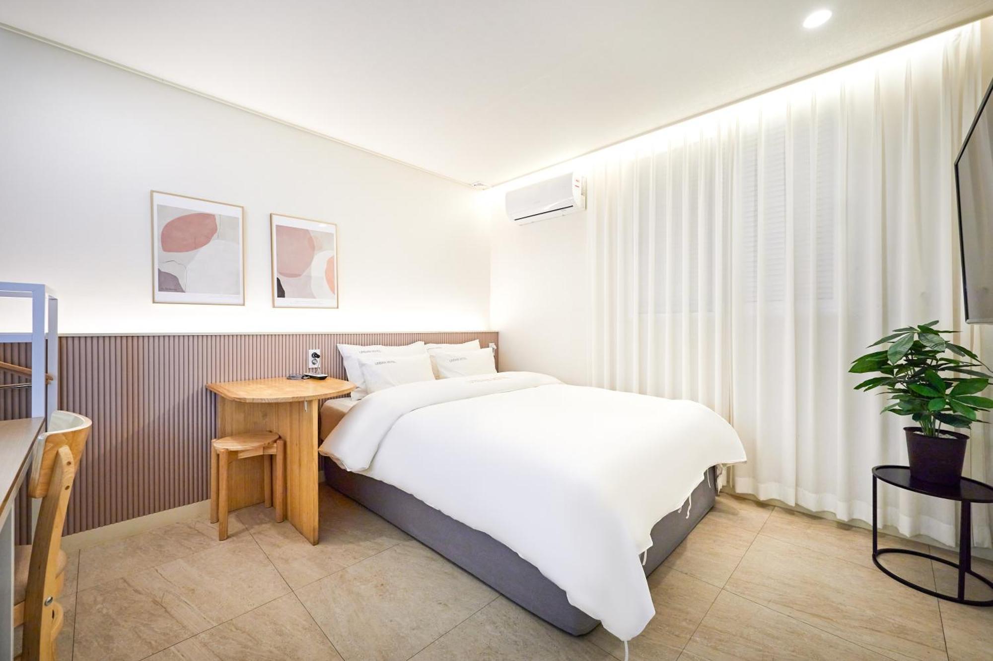 Urban Hotel Pyeongtaek Exterior foto